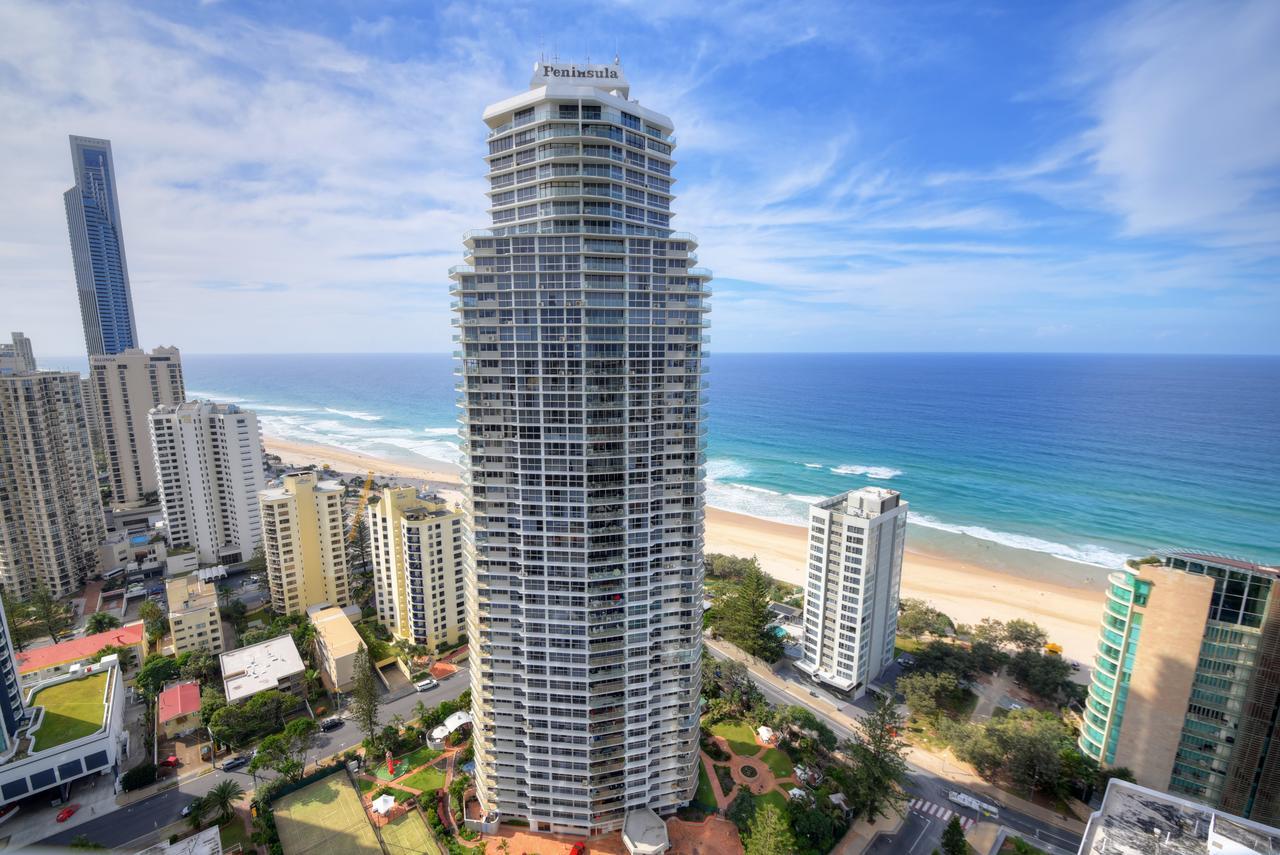 Private Apartment With Ocean Views At Q1 Resort Gold Coast Exterior photo