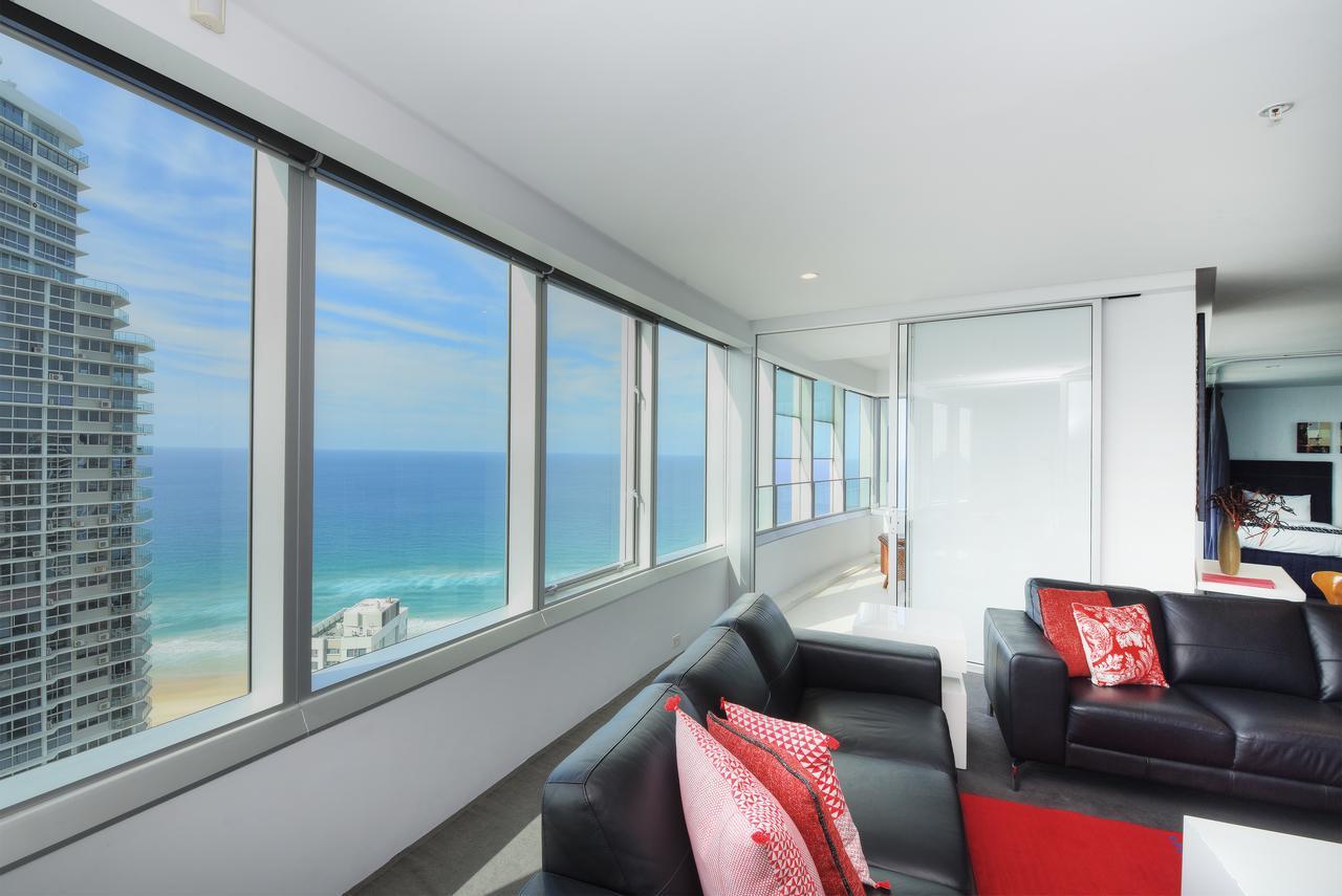 Private Apartment With Ocean Views At Q1 Resort Gold Coast Exterior photo